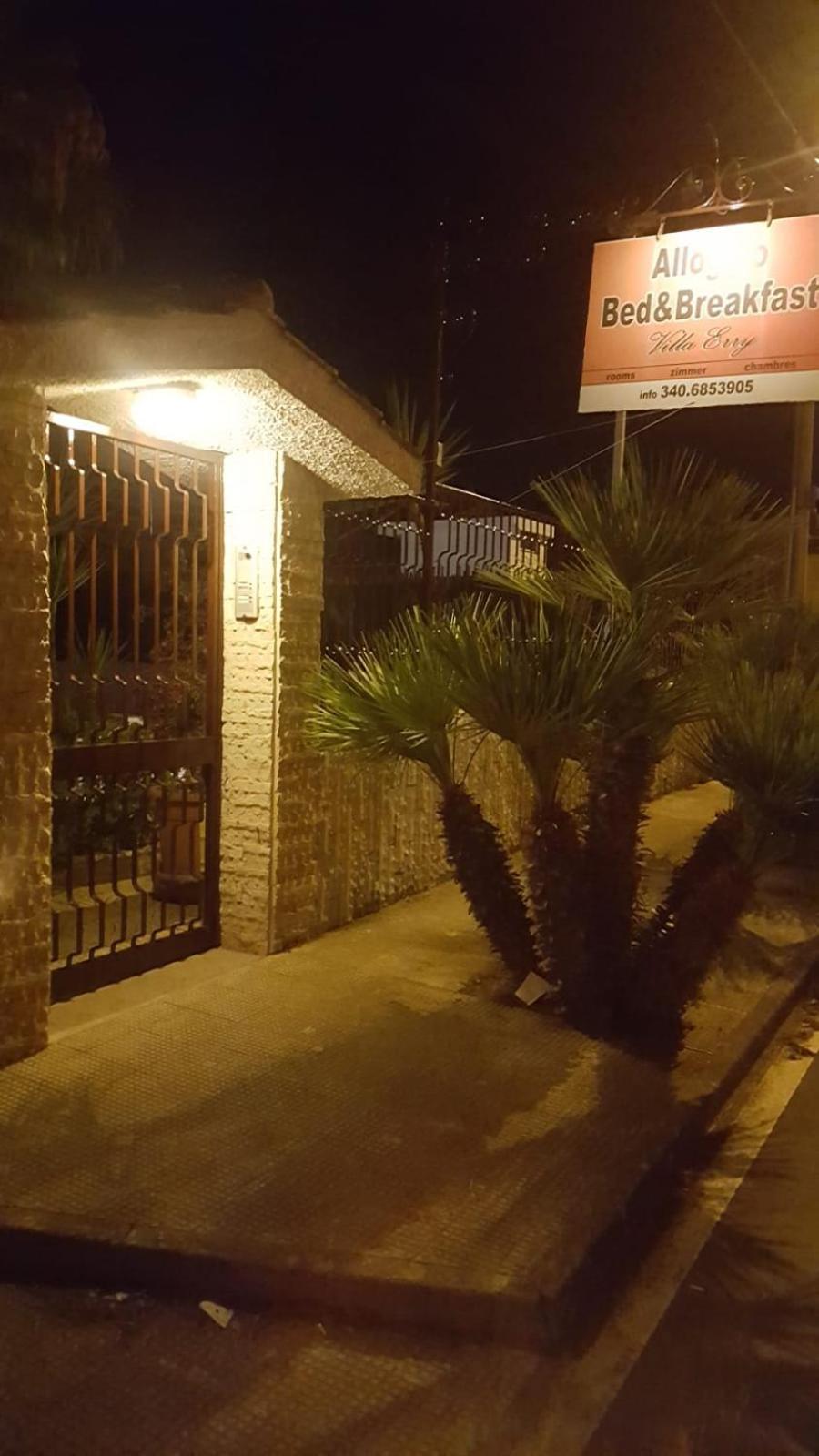 Villa Erry Trani Luaran gambar